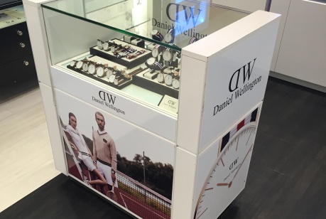 Daniel Wellington Branding 3